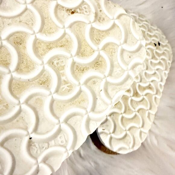 BIRKENSTOCK | Gizeh Soft Footbed Leather Metallic Silver White Sole Sandals | 36 - Picture 8 of 8